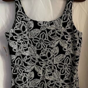 Karen Scott NWT Small Tank Top Floral